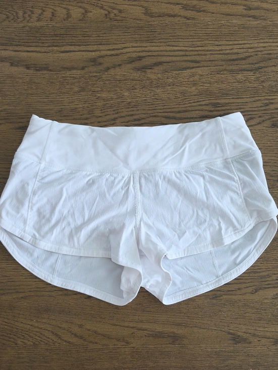 lululemon athletica Pants - Lululemon Speed Up Short Low Rise 2.5"